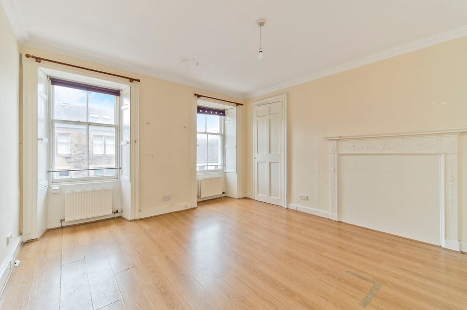 Flat for sale in Cupar 45 Flat 2, Crossgate, Cupar Thorntons Property