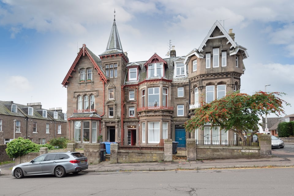 Flat for sale in Dundee Flat 2 2 Hyndford Street, Dundee Thorntons
