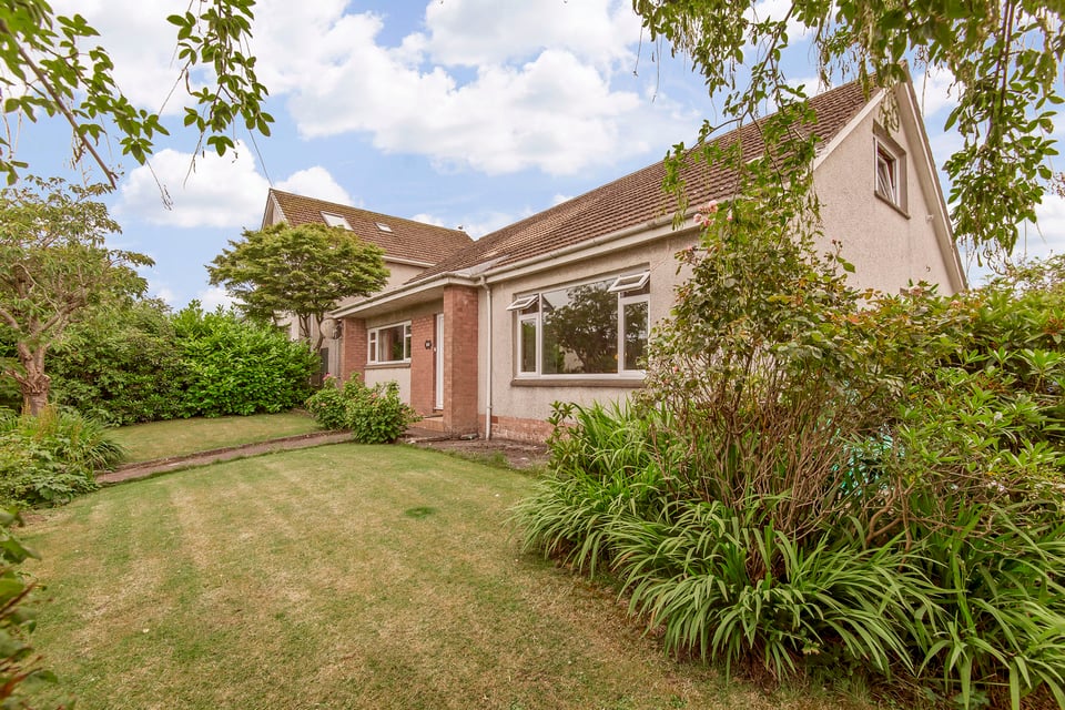 Detached House for sale in St Andrews 17 Doocot Road, St Andrews