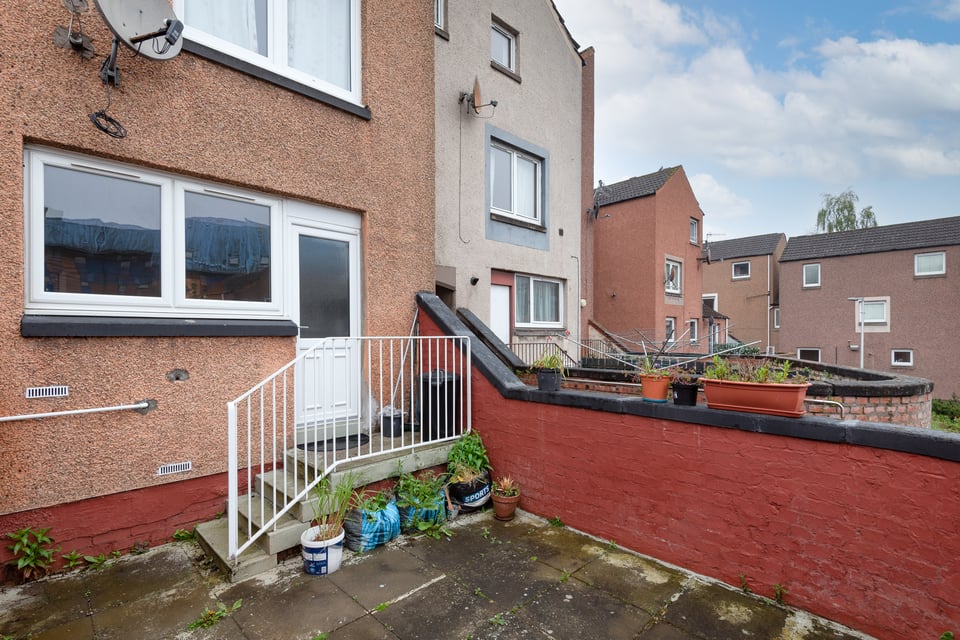 House for sale in Dundee 18 Ladywell Avenue, Dundee Thorntons Property