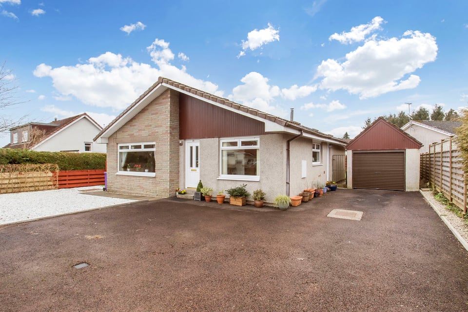 Detached Bungalow for sale in Dundee 26 Broomwell Gardens, Monikie