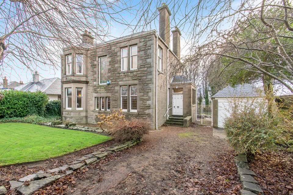 Detached House for sale in Dundee 153 Arbroath Road, Dundee