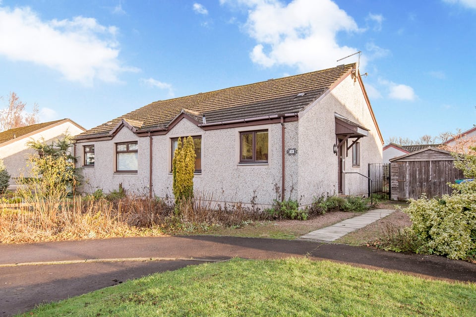 Bungalow for sale in Cupar 18 Beech Avenue, Ladybank, Cupar