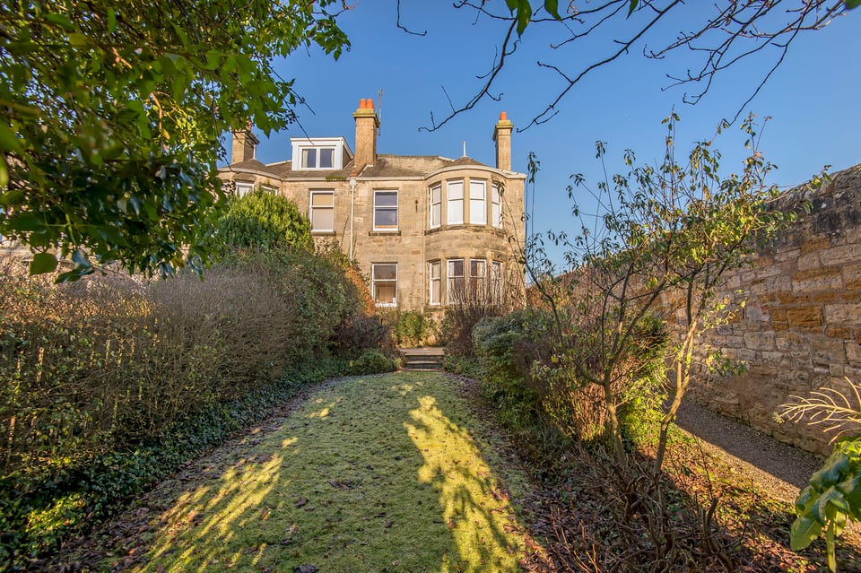 Flat for sale in St Andrews 1 Lade Braes, St Andrews Thorntons Property