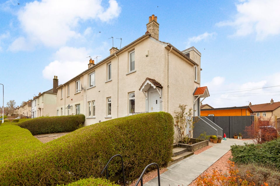 Flat for sale in Kirkcaldy 125 Winifred Street, Kirkcaldy Thorntons