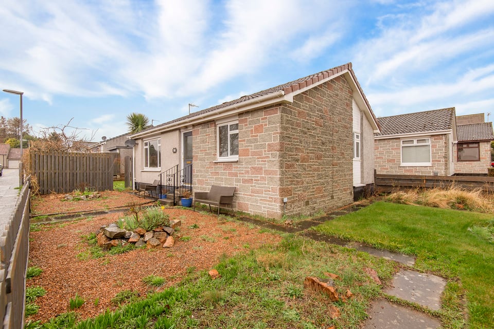 Detached Bungalow for sale in St Andrews 7 Hayston Park, Balmullo, St