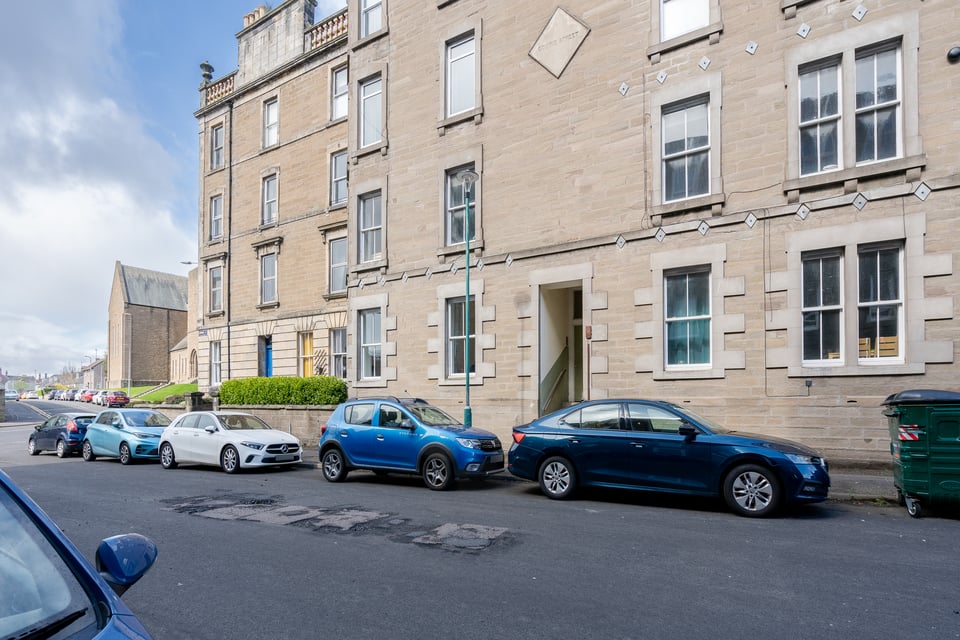 Flat for sale in Dundee G/l, 4, Gowrie Street, Dundee Thorntons