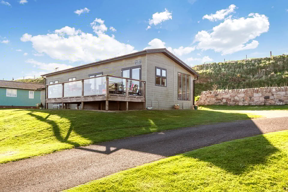 Detached House for sale in Fife Sea Brae Lodge, 102 Sauchope Links